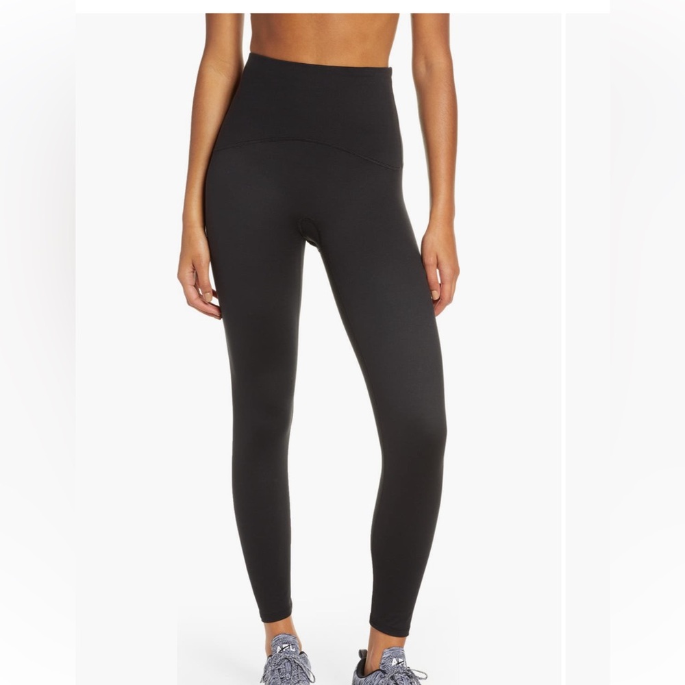 NWT Spanx Booty Boost 7/8 leggings